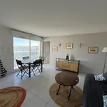 Dernier Etage Avec Terrasse Et Parking A - Fr-1-474-287 Apartment *