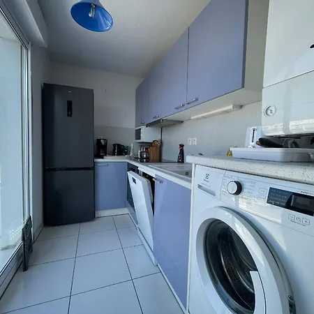 Dernier Etage Avec Terrasse Et Parking A - Fr-1-474-287 Αρασόν