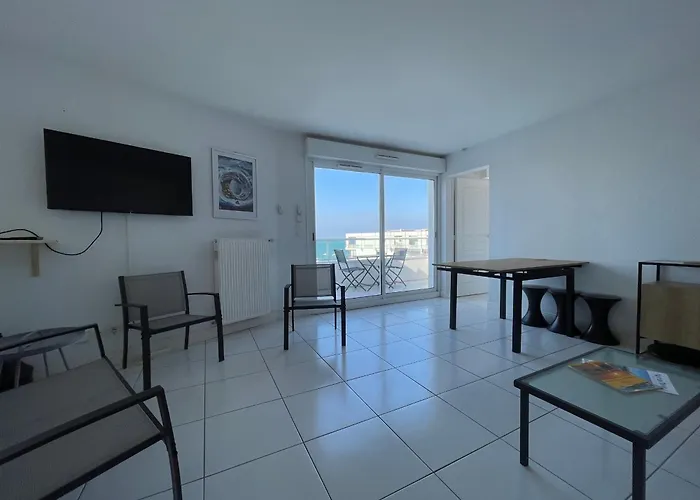 Dernier Etage Avec Terrasse Et Parking A - Fr-1-474-287 Lägenhet