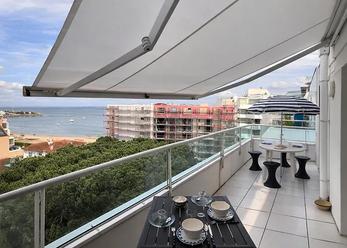 Lägenhet Dernier Etage Avec Terrasse Et Parking A - Fr-1-474-287